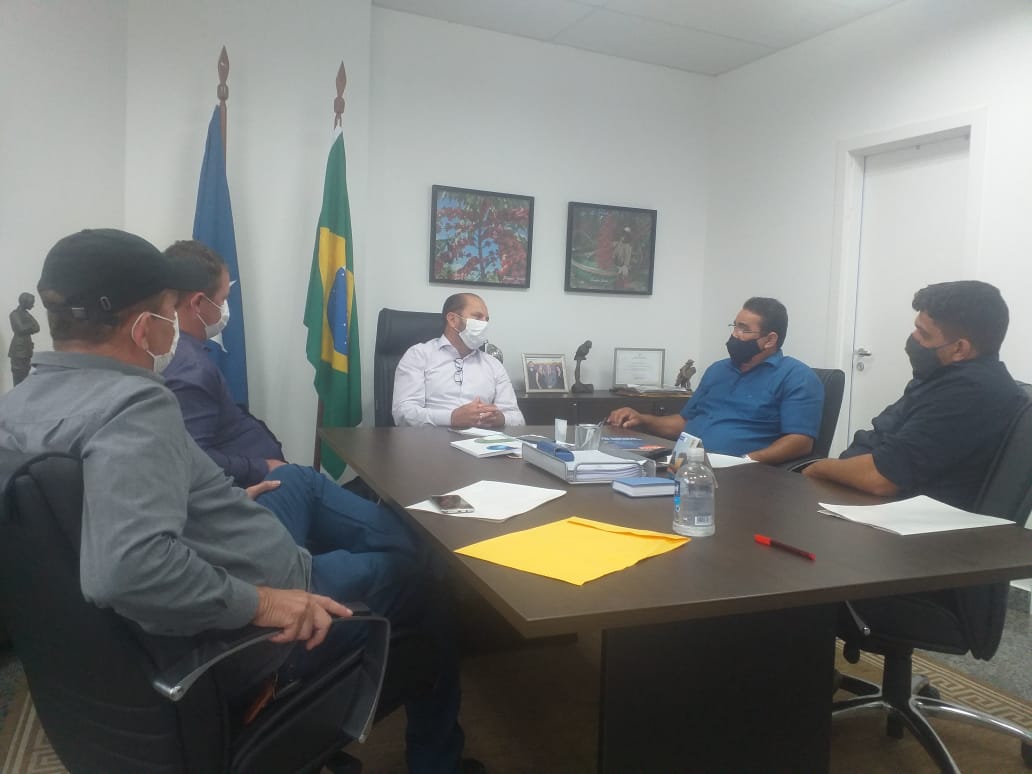 Vereadores participam de reunião com o Deputado Estadual CIRONE  DEIRÓ